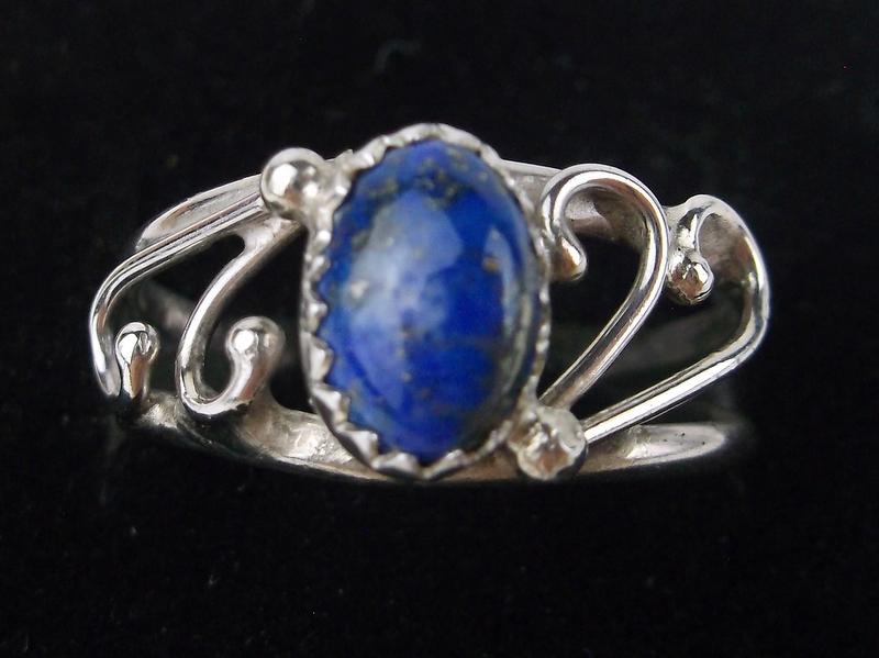 Navajo Maxine Calladito Sterling Silver Lapis Ring 8 (1 of 2)