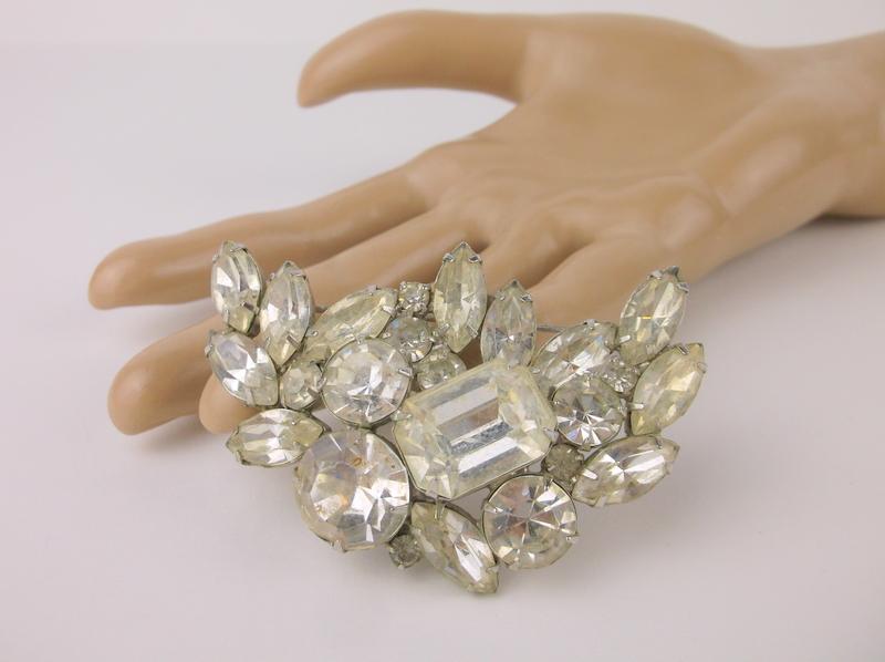 Gorgeous Large Antique Kramer Rhinestone Brooch (1 of 3)