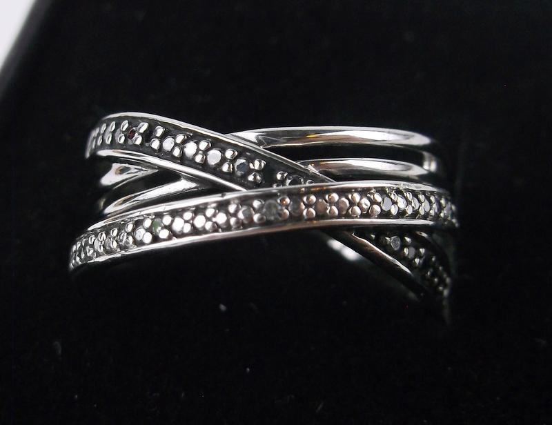 Stunning Boxed Sterling Silver Diamond Ring 7 (1 of 2)