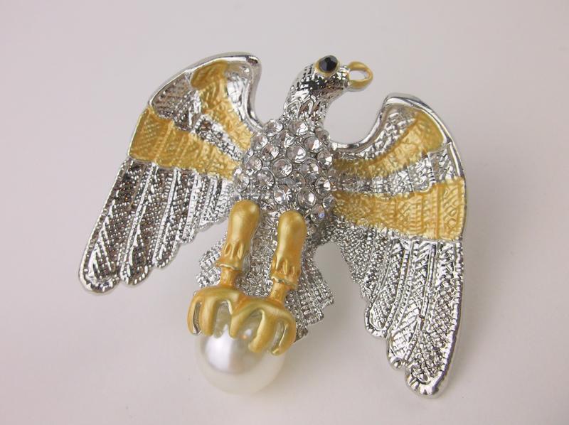 Stunning Large Enameled Rhinestone Eagle Brooch (1 of 1)