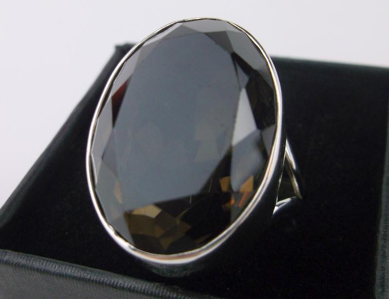New Boxed Huge Sterling Silver 30ct Smok Quartz Ring 9 (1 of 3)