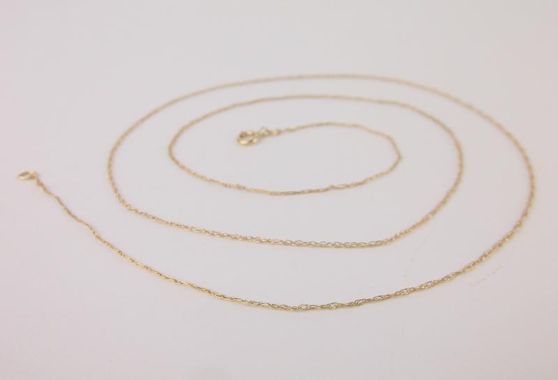 Stunning 10kt Gold Chain Necklace 18" (1 of 2)