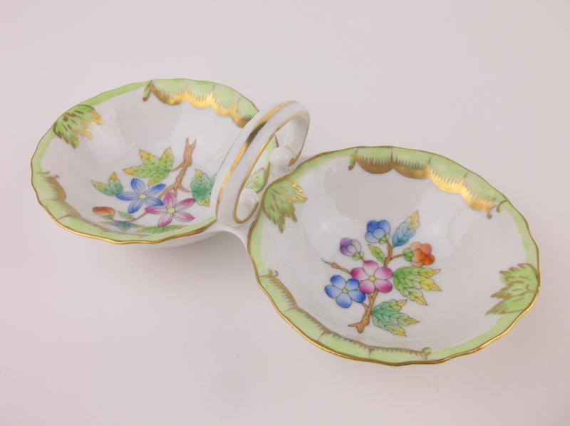 Stunning Herend Hungary Porcelain Handle Nut Dish (1 of 7)