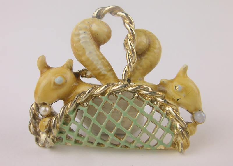 Gorgeous Antique 1950s Enameled Squirrel Brooch (1 of 2)