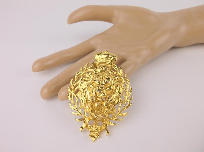 Stunning Large Vintage Lion Brooch (1 of 3)