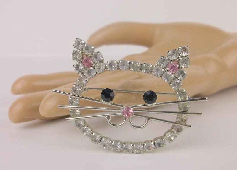 Stunning Rhinestone Cat Brooch (1 of 2)