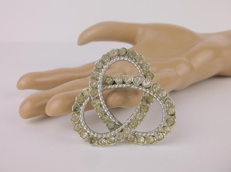 Gorgeous Antique 1950s Rhinestone Brooch (1 of 2)