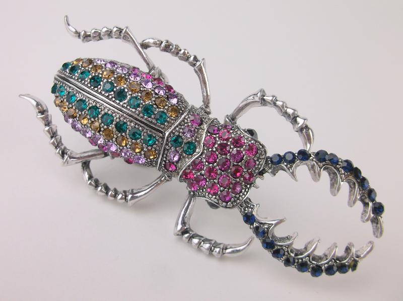 Stunning large Enameled Rhinestone Beetle Brooch (1 of 1)