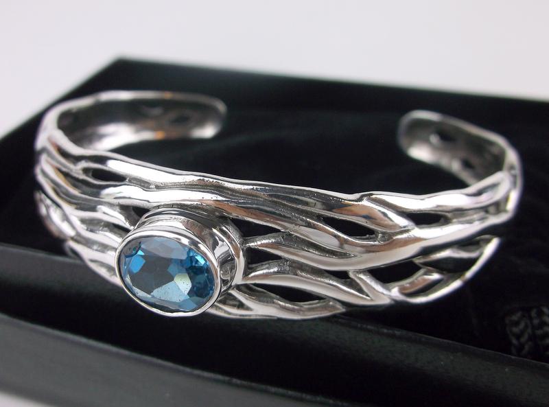 Stunning Heavy Sterling Silver Blue Topaz Cuff Bracelet (1 of 5)