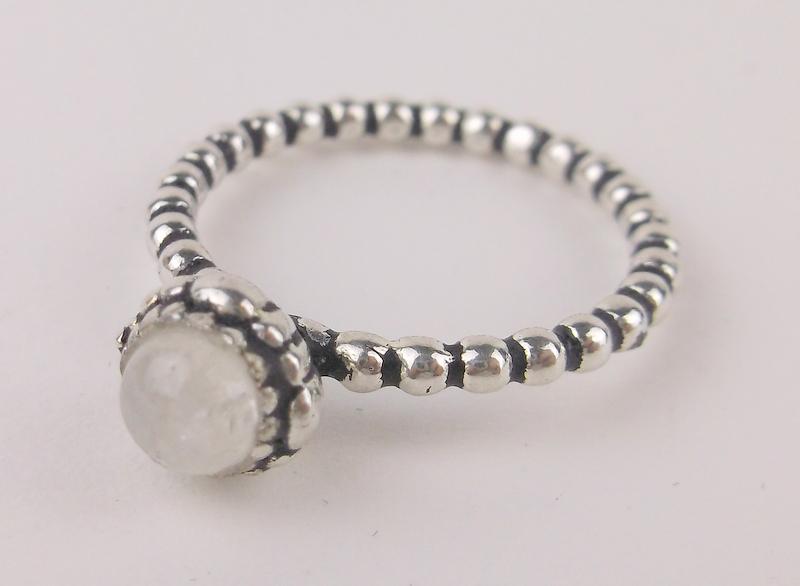 New Sterling Silver Moonstone Ring Size 7.5: Solid Sterling Silver Guaranteed, in Brand New Never Worn Condition.