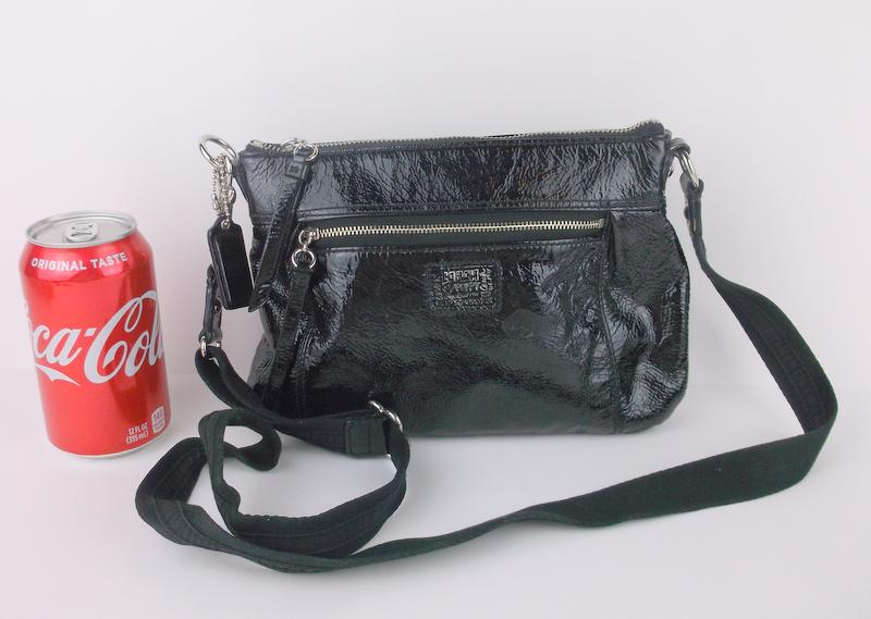 Coach Poppy Crossbody Handbag Purse: .