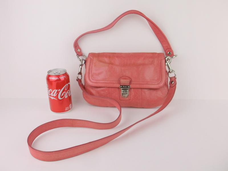 Coach Leather Crossbody Handbag Purse: .