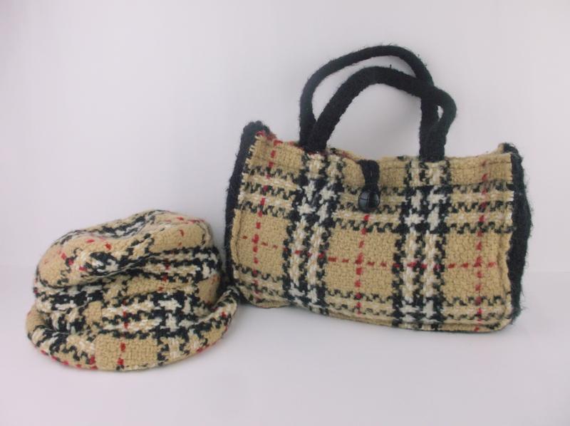 Stunning Branigan Weavers Irish Woold Handbag Hat: Like New