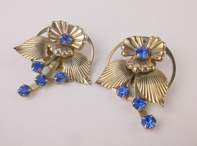 Stunning Antique 1960s Rhinestone Earrings (1 of 1)