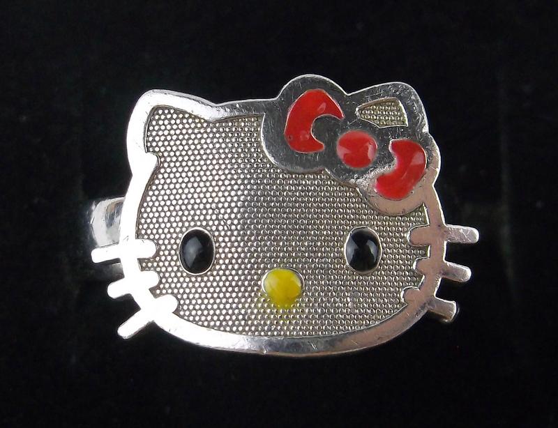 Stunning Sanrio Sterling Silver Hello Kitty Ring 4 (1 of 2)
