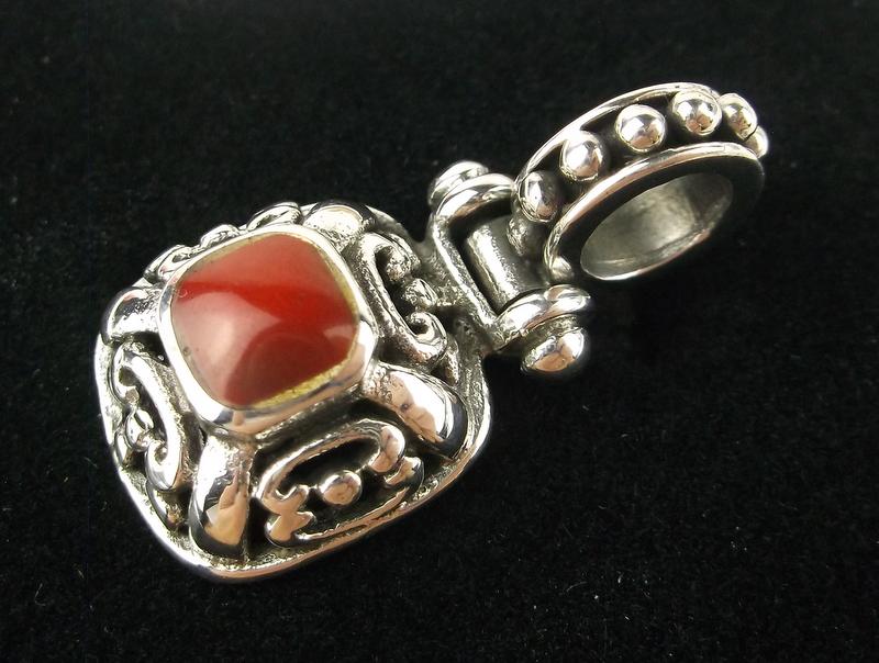 Stunning Sterling Silver Red Jasper Pendant (1 of 1)