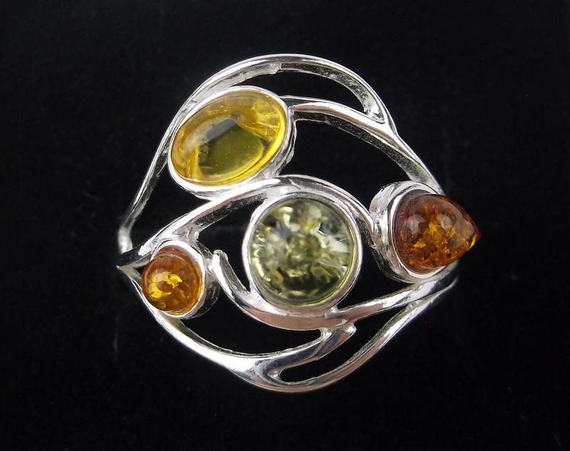 New Sterling Silver Genuine Amber Ring Size 7.5 (1 of 1)