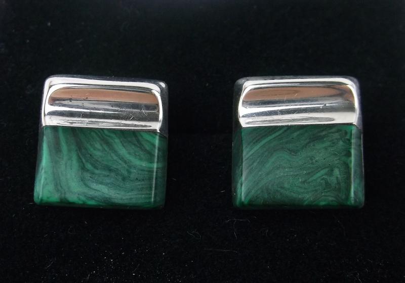 Gorgeous Vintage Sterling Taxco Malachite Earrings: Guaranteed Solid 925 Sterling Silver, in Excellent Condition