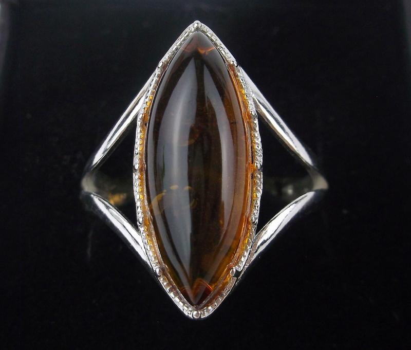 New Sterling Silver Genuine Amber Ring Size 8.5 (1 of 2)