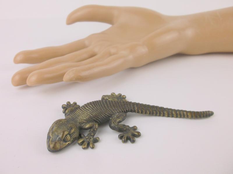 Stunning Large Vintage Lizard Brooch Life Like (1 of 3)