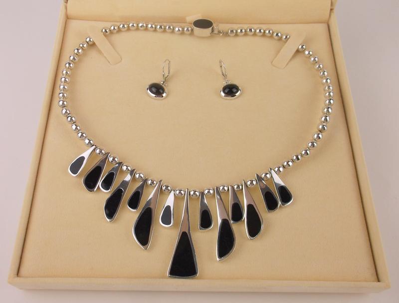 Inc Vintage Taxco Sterling Onyx Necklace Earrings Heavy (1 of 7)