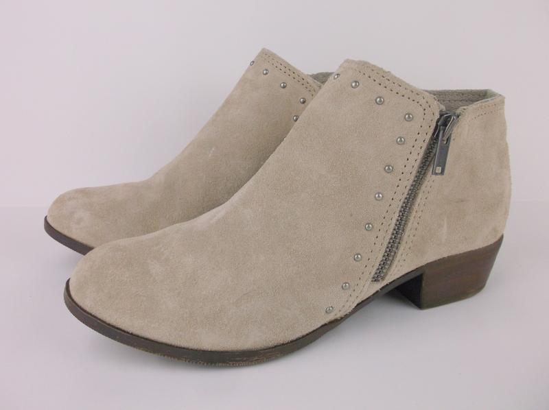 Like New Minnetonka Leather Ankle Boots 8.5: Like New