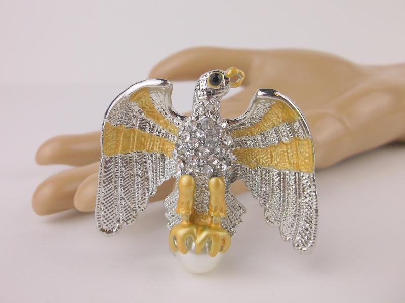 Stunning Large Enameled Rhinestone Eagle Brooch (1 of 1)