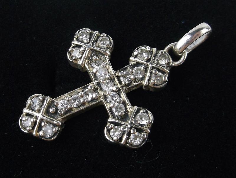 Stunning Thick Sterling Silver Cross Pendant (1 of 1)