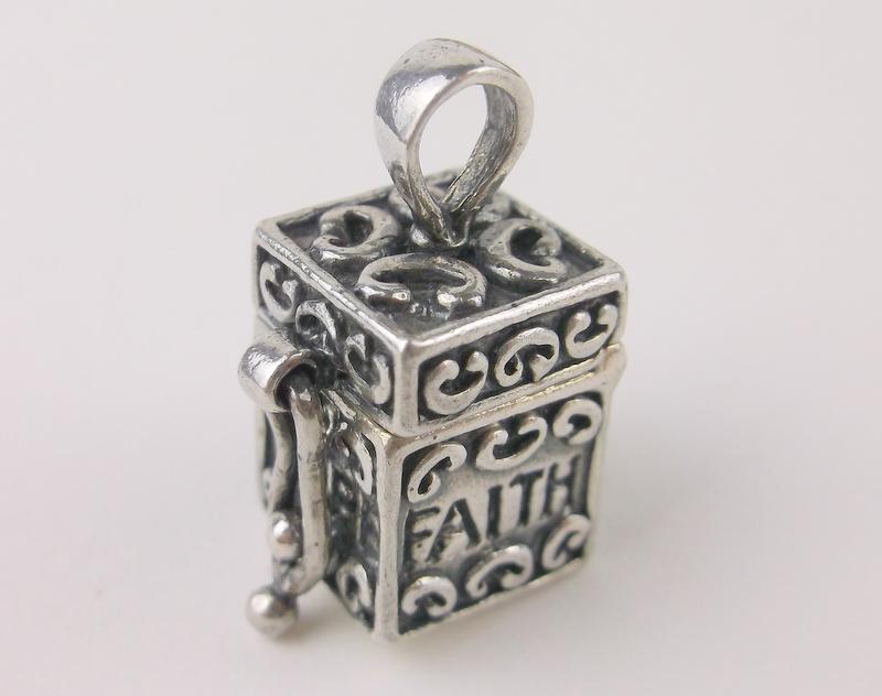 Stunning Heavy Sterling Silver Prayer Box Pendant Thick (1 of 3)
