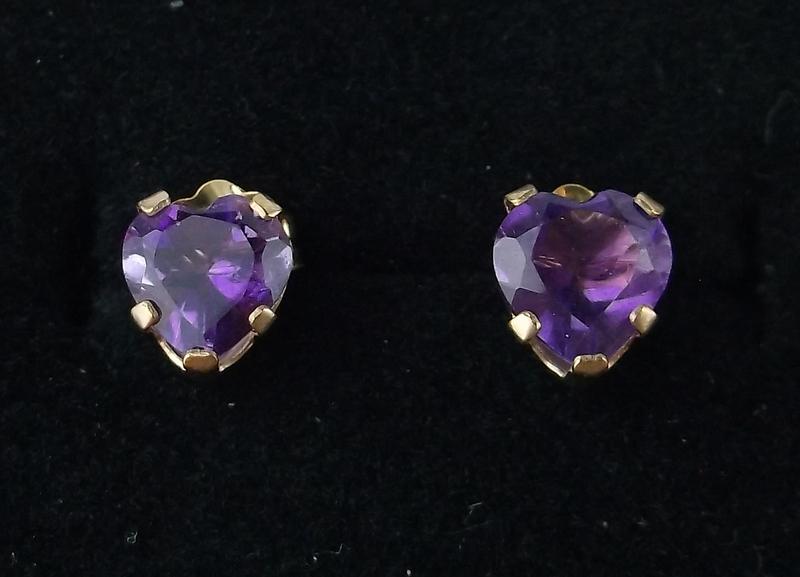 New 10kt Gold Amethyst Stud Earrings (1 of 2)