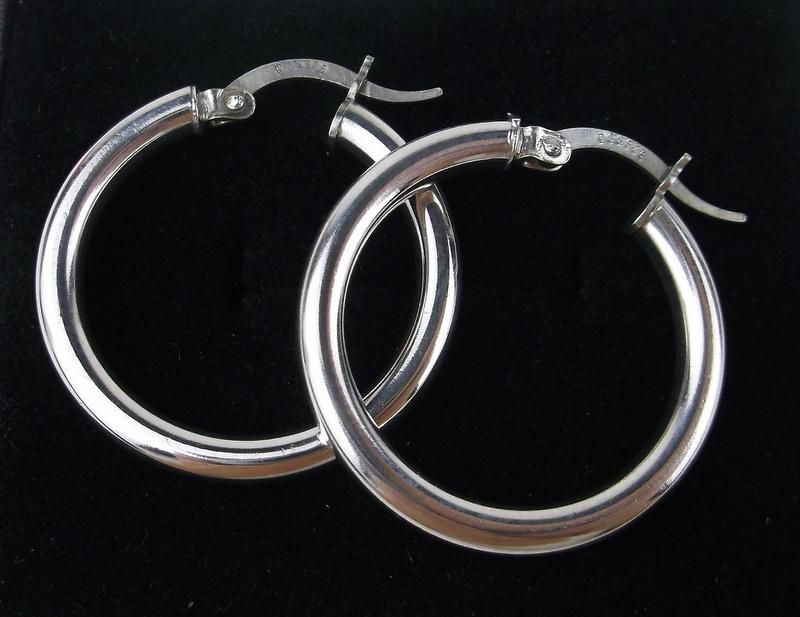 Stunning Sterling Silver Hoop Earrings (1 of 1)