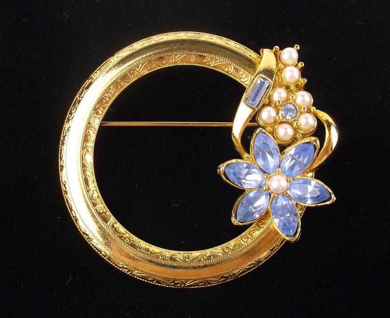 Mint Vintage Rhinestone Brooch Large (1 of 2)