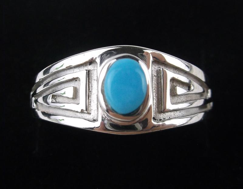 Julius Burbank Navajo Sterling Sleep Beauty Ring 8: x Boxed Genuine Navajo Handmade Solid Sterling Silver in Brand New Condition. Stunning Ring.