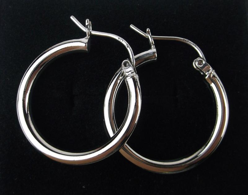 Stunning Vintage Sterling Silver Hoop Earrings (1 of 1)