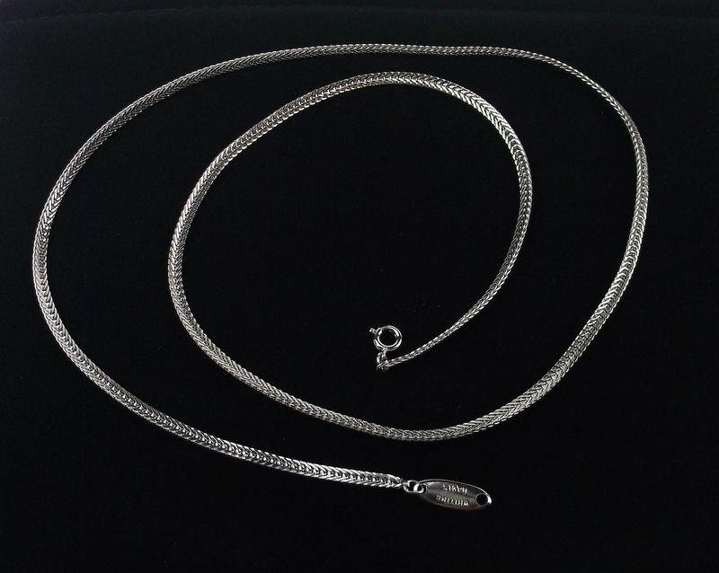 Mint Antique 1950s Whiting Davis Necklace 25" (1 of 2)