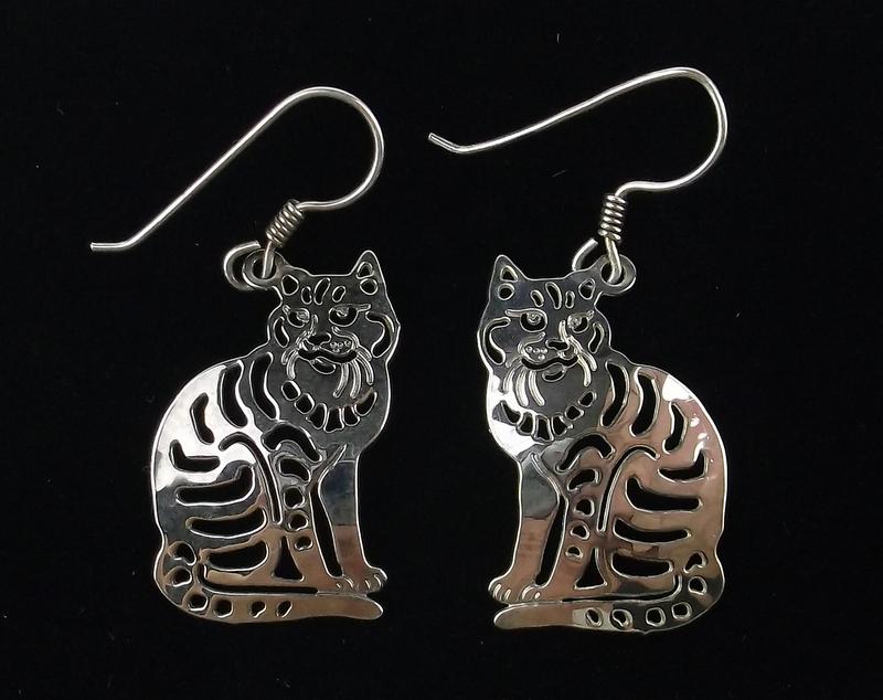 Stunning Cat Earrings (1 of 1)