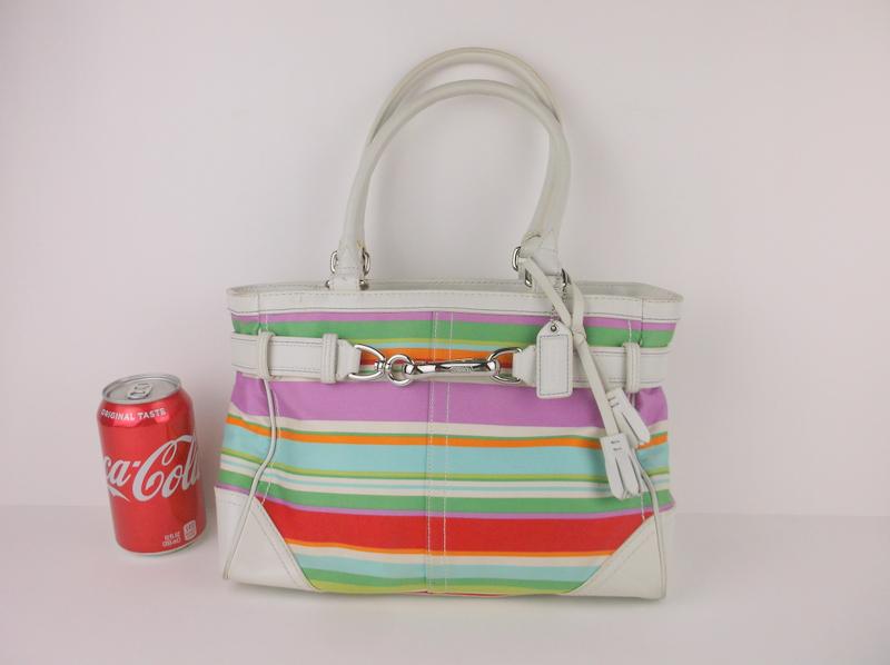 Stunning Coach Leather Canvas Handbag Purse: excellent condition