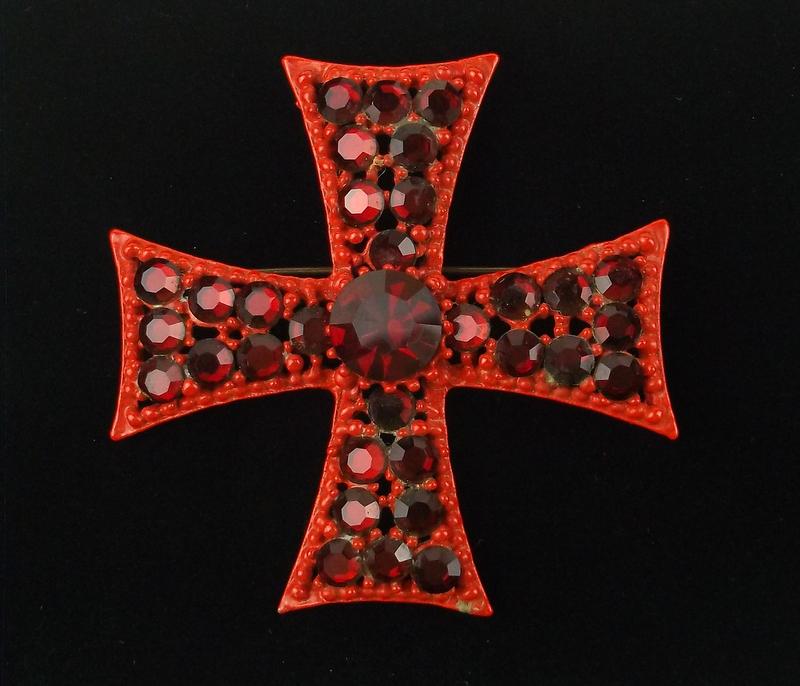 Stunning 1960s Vint Enameled Rhinestone Cross Brooch (1 of 3)