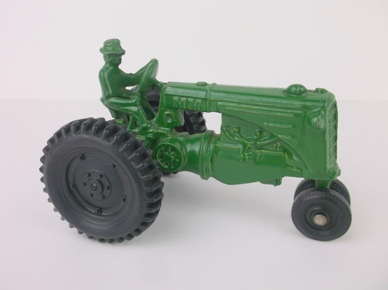 Mint Antique Minneapolis Moline Die Cast Tractor Toy (1 of 5)