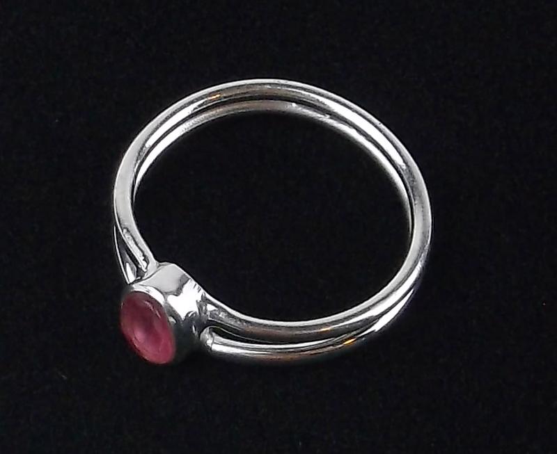 New Sterling Silver Red Stone Ring Size 7.5 (1 of 1)
