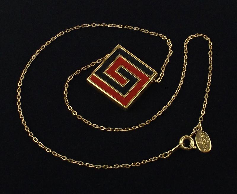 Stunning Vintage Givenchy Paris Runway Necklace 16": Mint Condition, In Like New Condition, Perfect