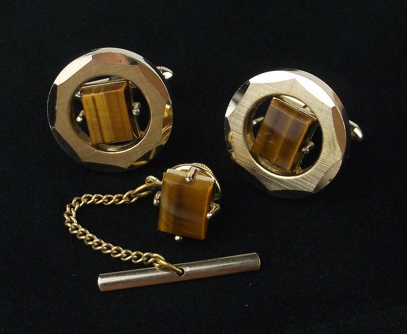 Mint Vintage 1970s Tigers Eye Cufflinks Tie Pin Set (1 of 2)