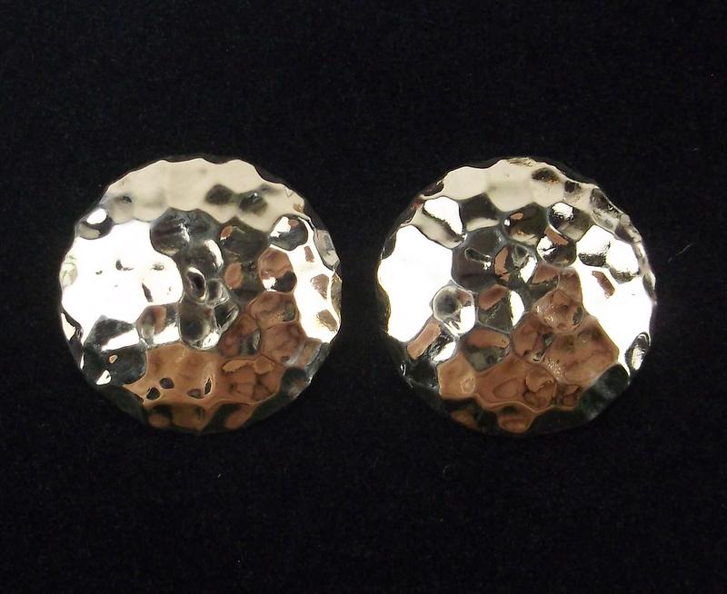 Stunning 14kt Gold Hammered Shield Stud Earrings (1 of 3)
