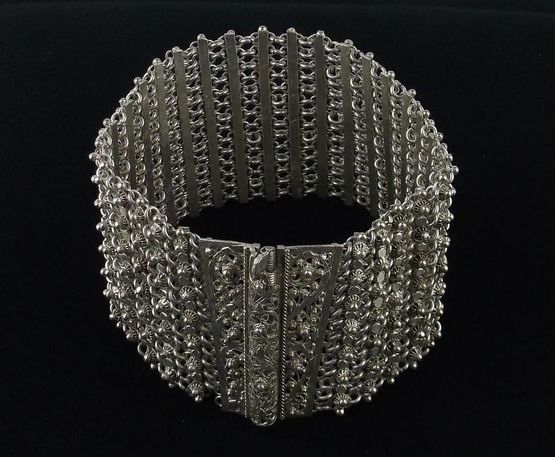 Mint 1920s Art Deco Sterling Silver Flapper Bracelet 8" (1 of 10)