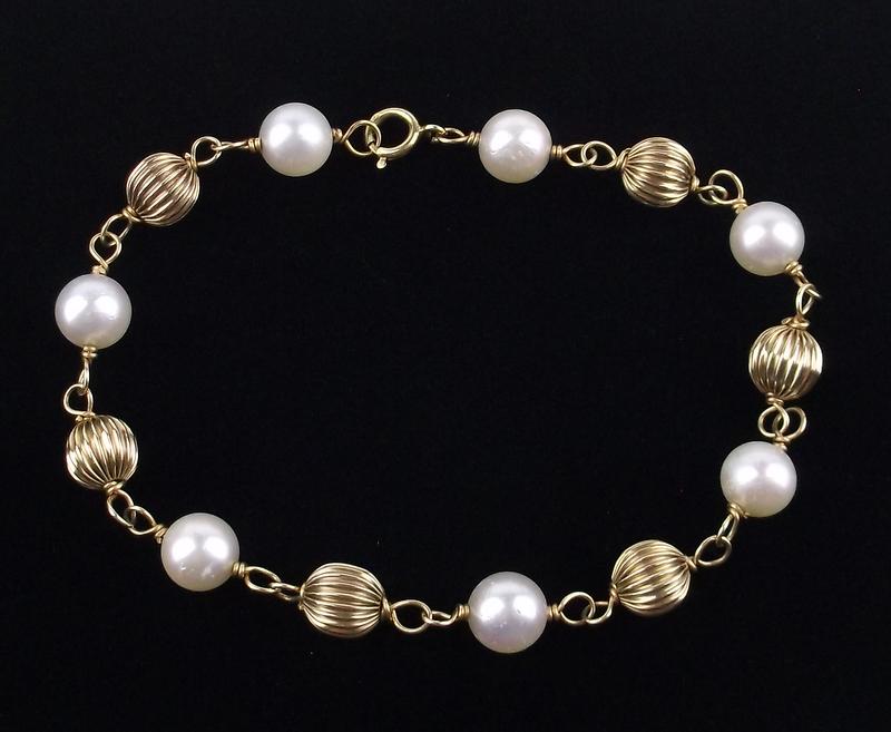 Mint 14kt Gold Natural Pearl Bracelet 7.5" Length (1 of 3)