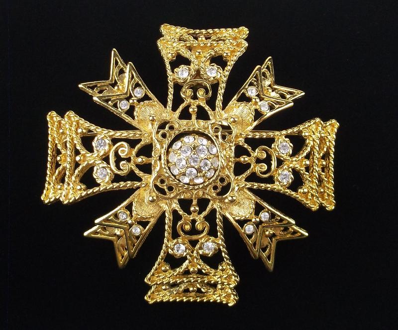 Mint Vint Kenneth Jay Lane Cross Brooch Center Spins (1 of 6)