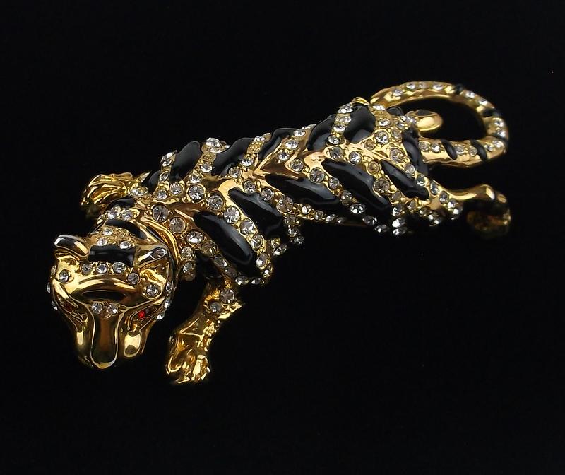 Mint Vint Enameled Rhinestone Crouching Tiger Brooch (1 of 5)