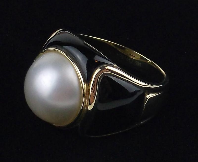 New Boxed 14kt Gold Pearl Enameled Ring 7 (1 of 5)
