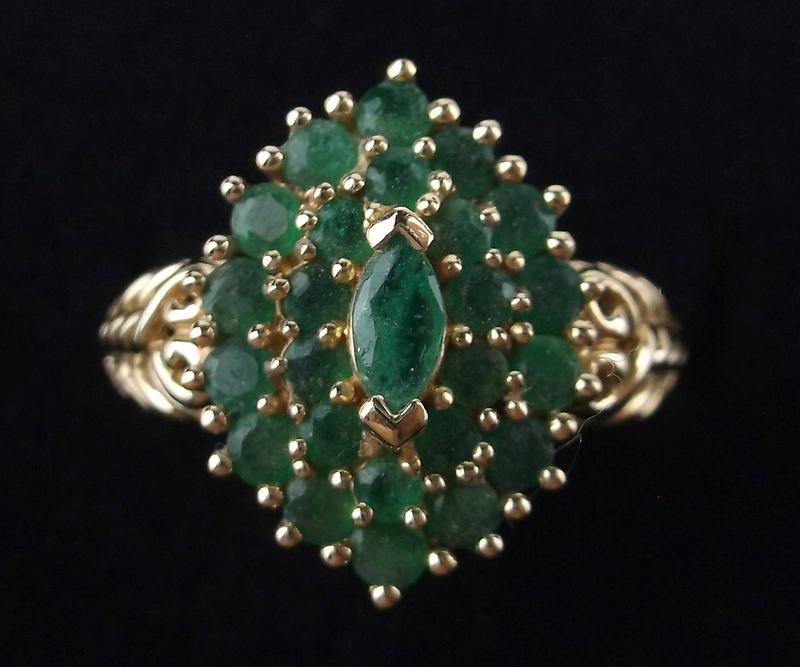 New Boxed 14kt Gold Emerald Ring Size 6 (1 of 3)