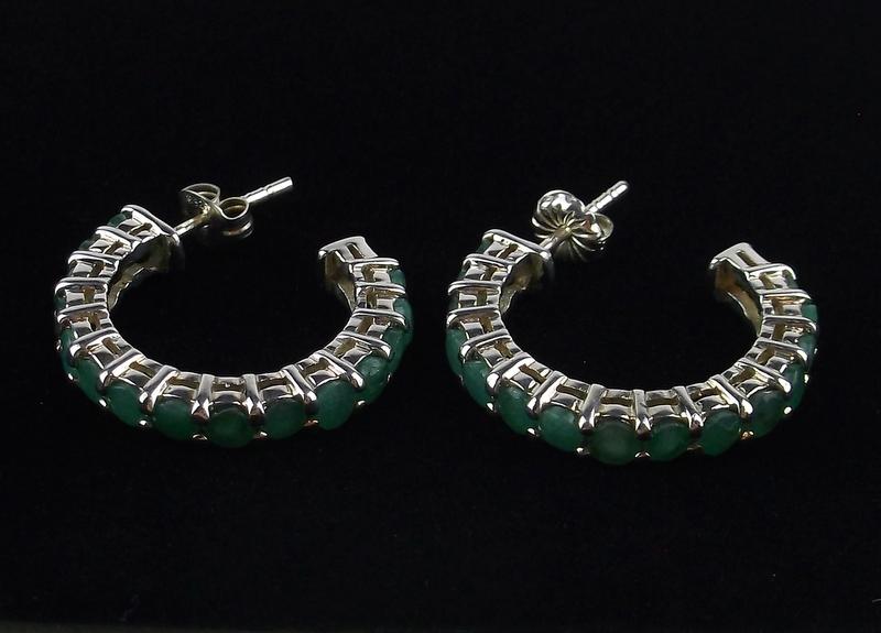 New Sterling Silver Emerald Stud Earrings (1 of 2)